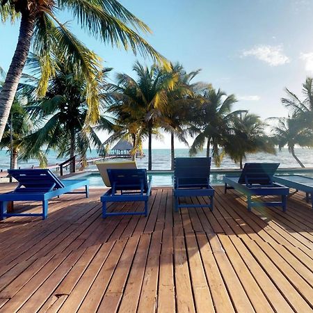 Condo #27 @ Beachside Villas Dangriga Buitenkant foto