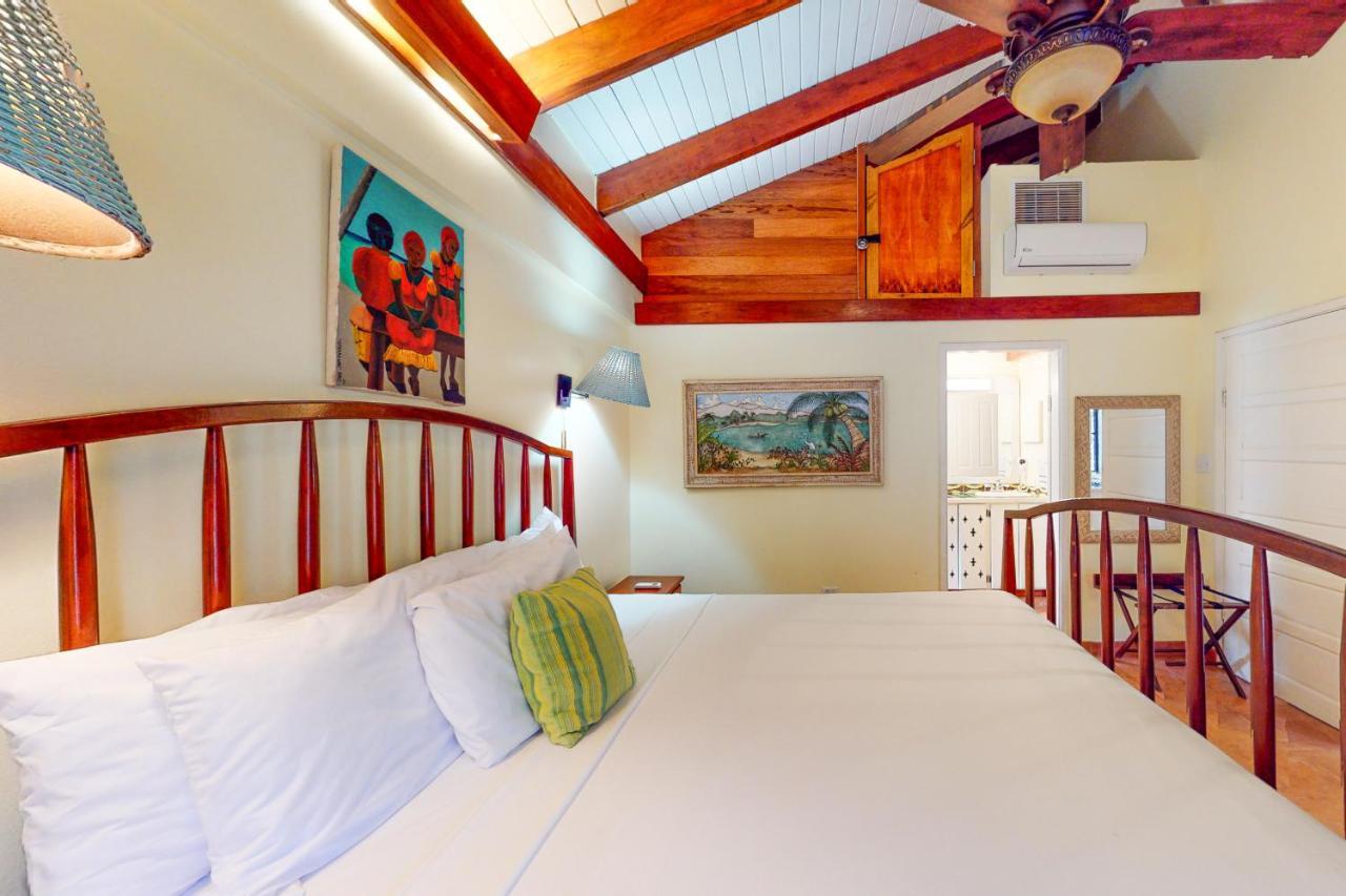 Condo #27 @ Beachside Villas Dangriga Buitenkant foto