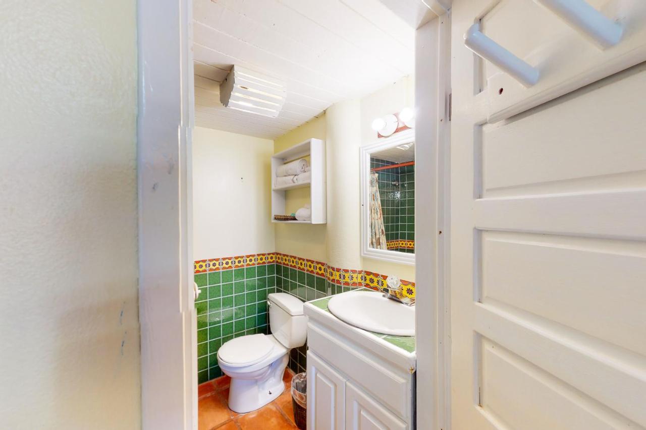 Condo #27 @ Beachside Villas Dangriga Buitenkant foto