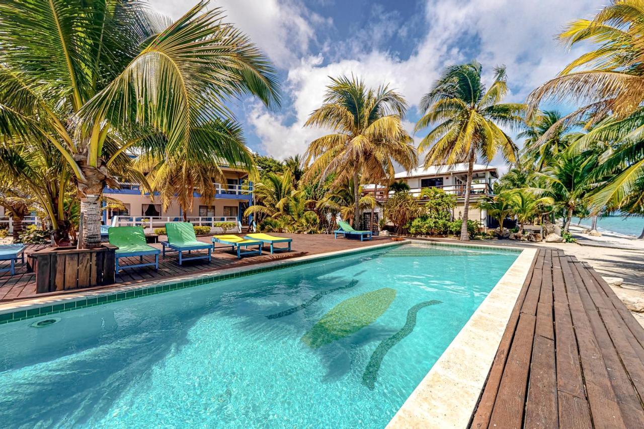 Condo #27 @ Beachside Villas Dangriga Buitenkant foto