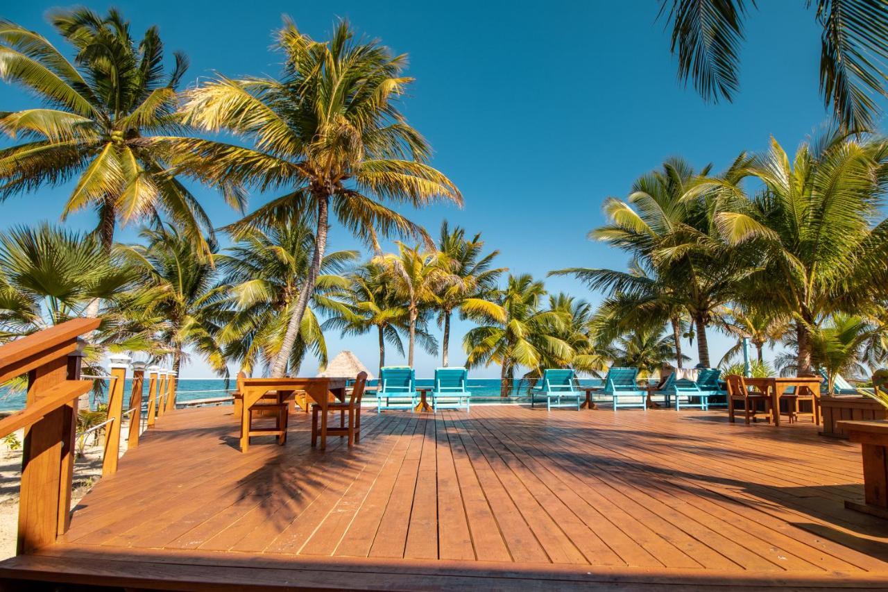 Condo #27 @ Beachside Villas Dangriga Buitenkant foto